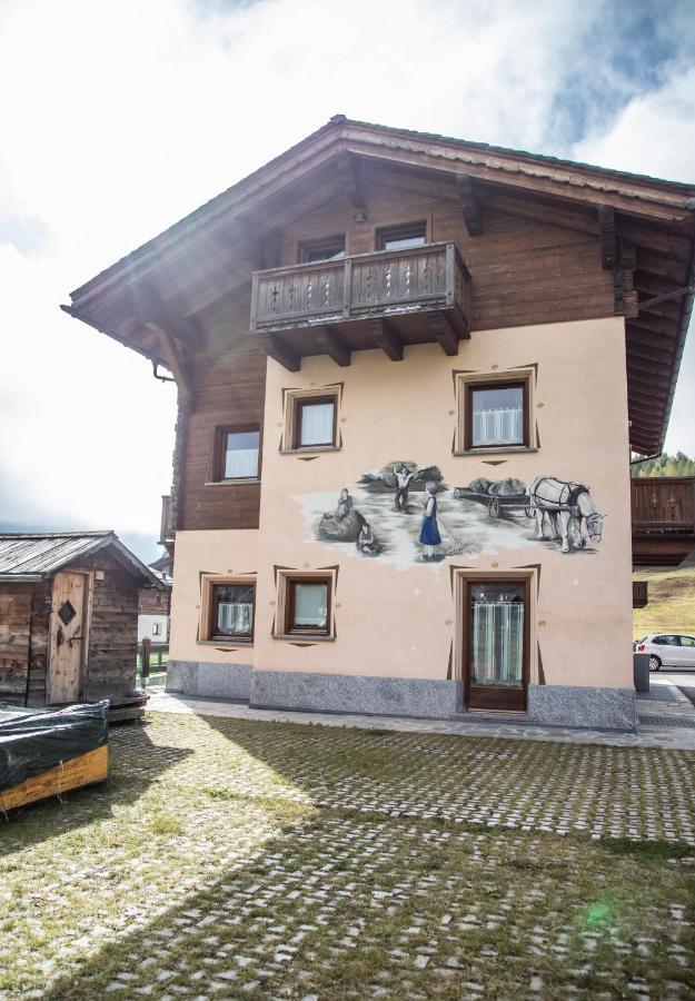 Chalet Sisters Livigno Exteriör bild